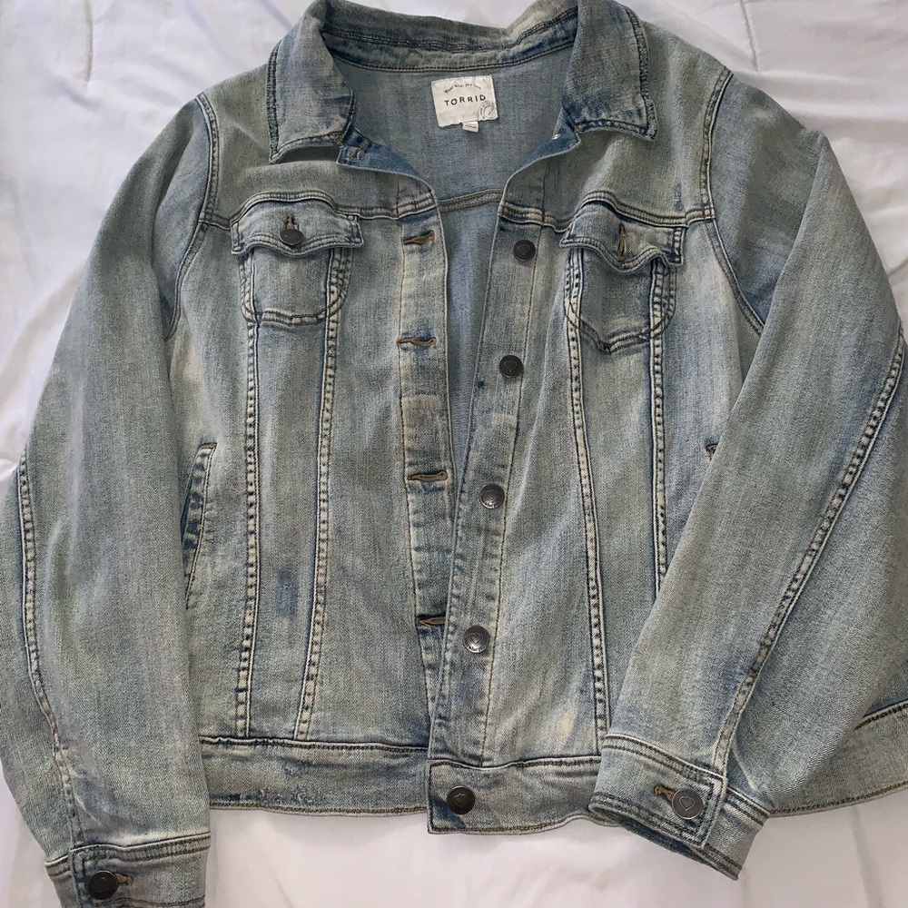 Torrid Jean jacket size 4